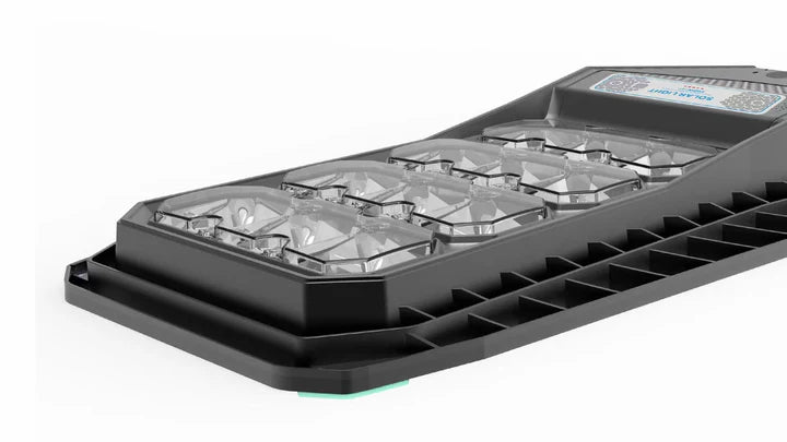 Lampa Solara, 400W LED Alb Rece IP67 Telecomanda, Protecție IP67, Picior Metalic inclus