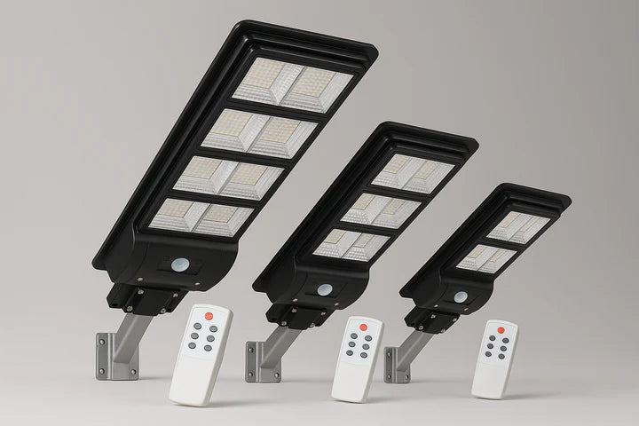 Lampa Solara Stradala 600W 14 ore Autonomie, Senzor de Lumina, Telecomanda + Picior Metalic